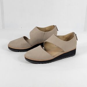 Eileen Fisher Taupe Flats with Black Soles #817 Size 9